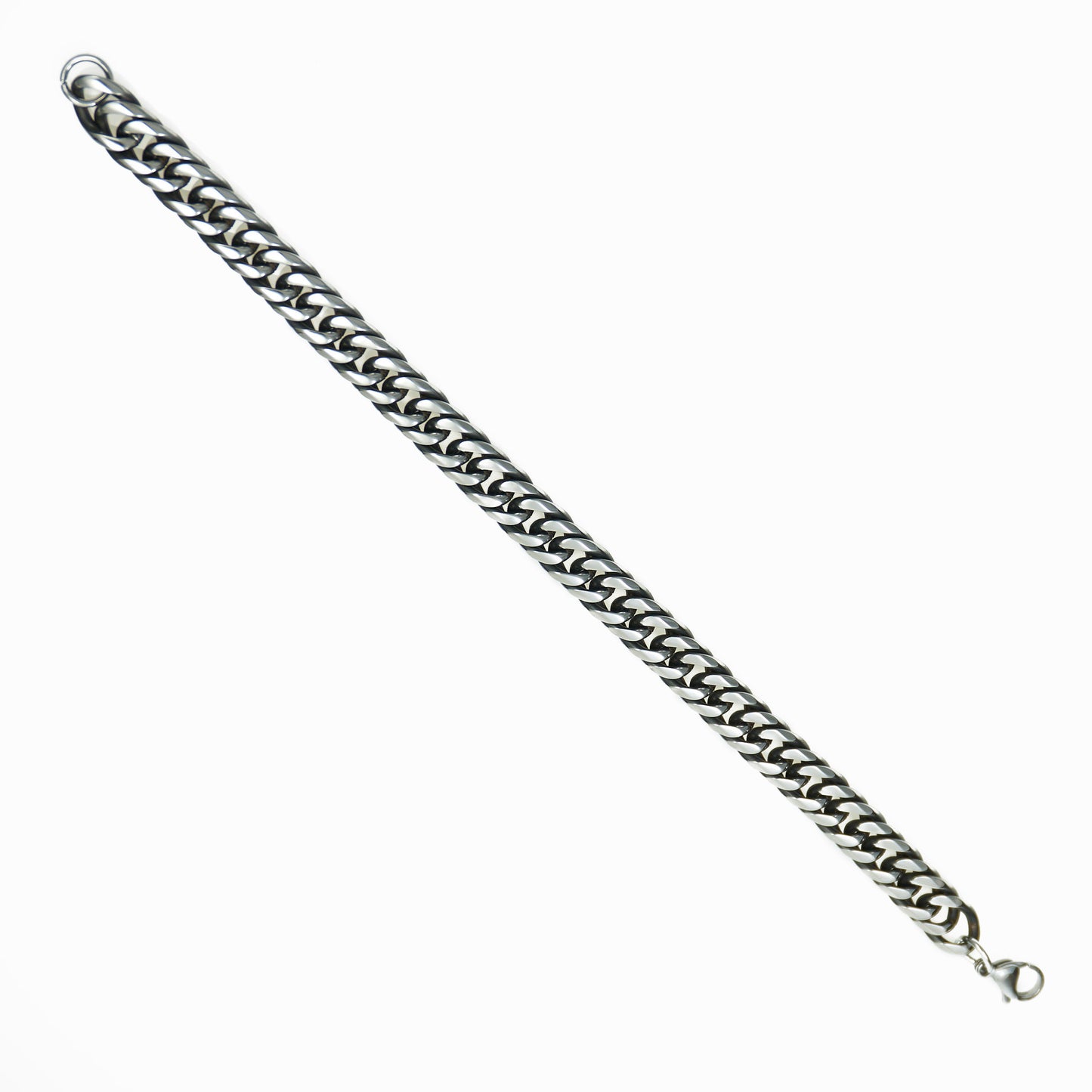 High contrast large chain bracelet