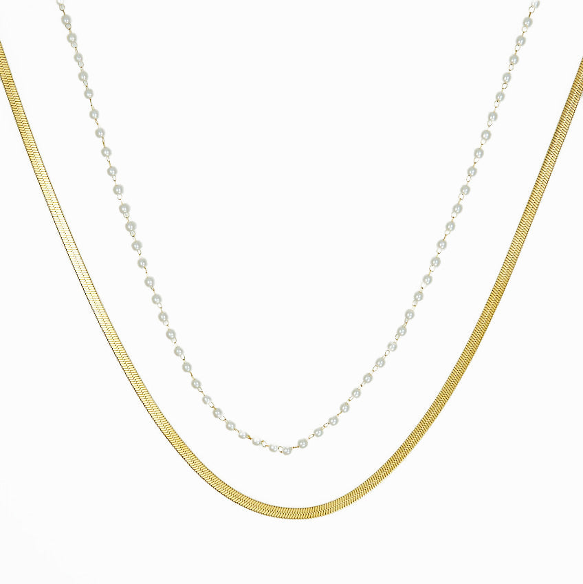 Snake chain with pearls