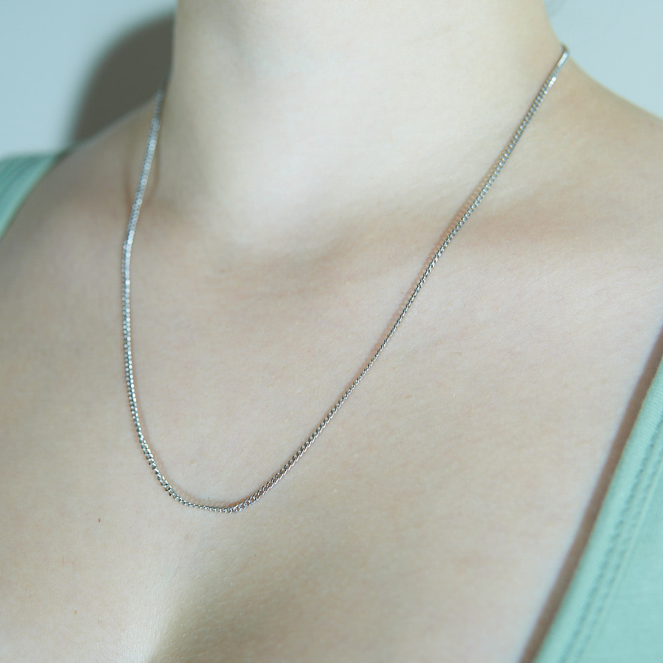 Thin chain