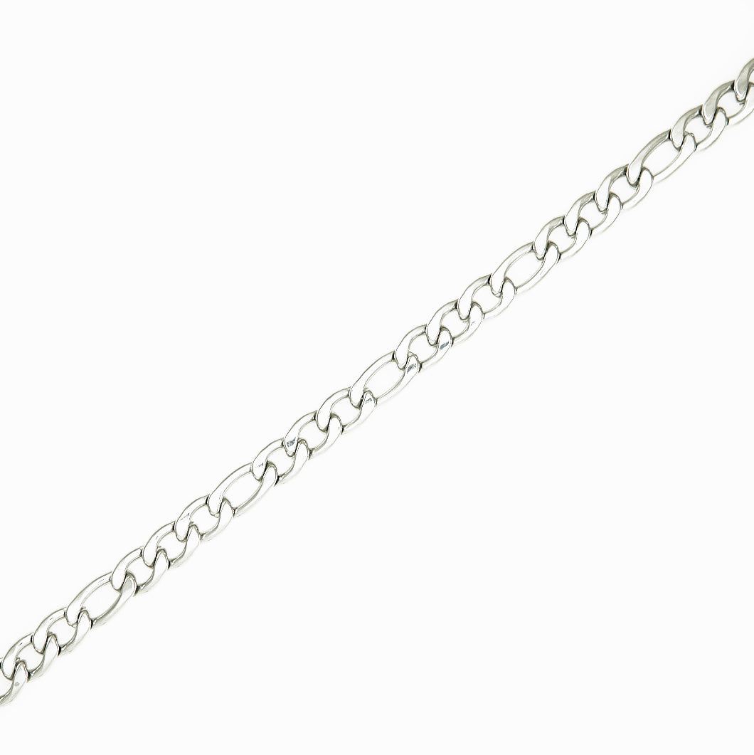 Large cuban chain with pattern