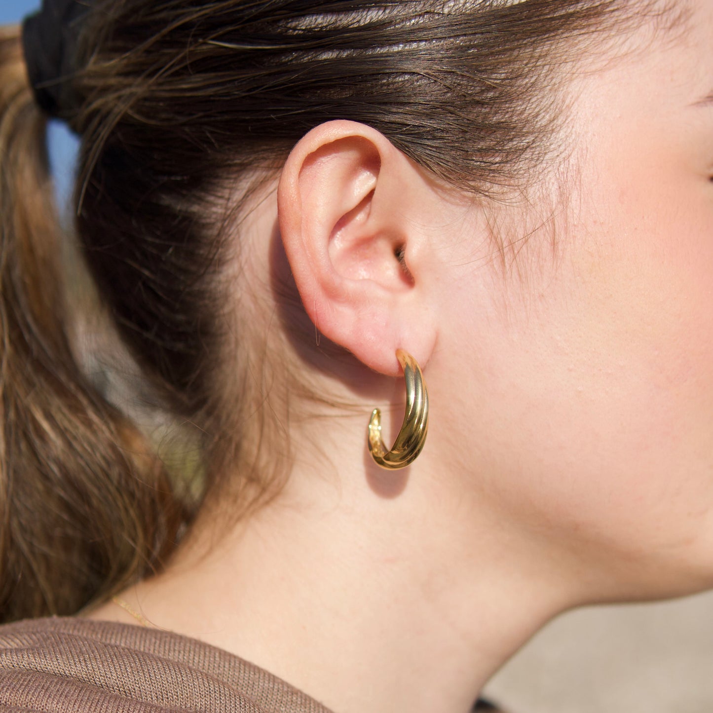 Open twisted hoops