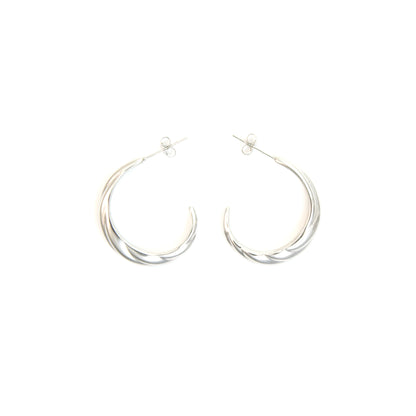 Open twisted hoops