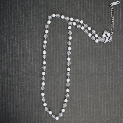 Alternating pearls and Crystals Necklace