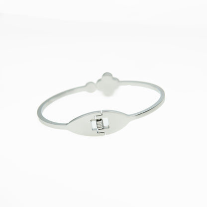 Cross cuff