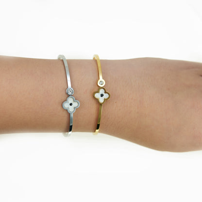 Cross cuff