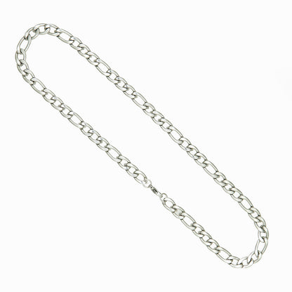Medium cuban chain with pattern